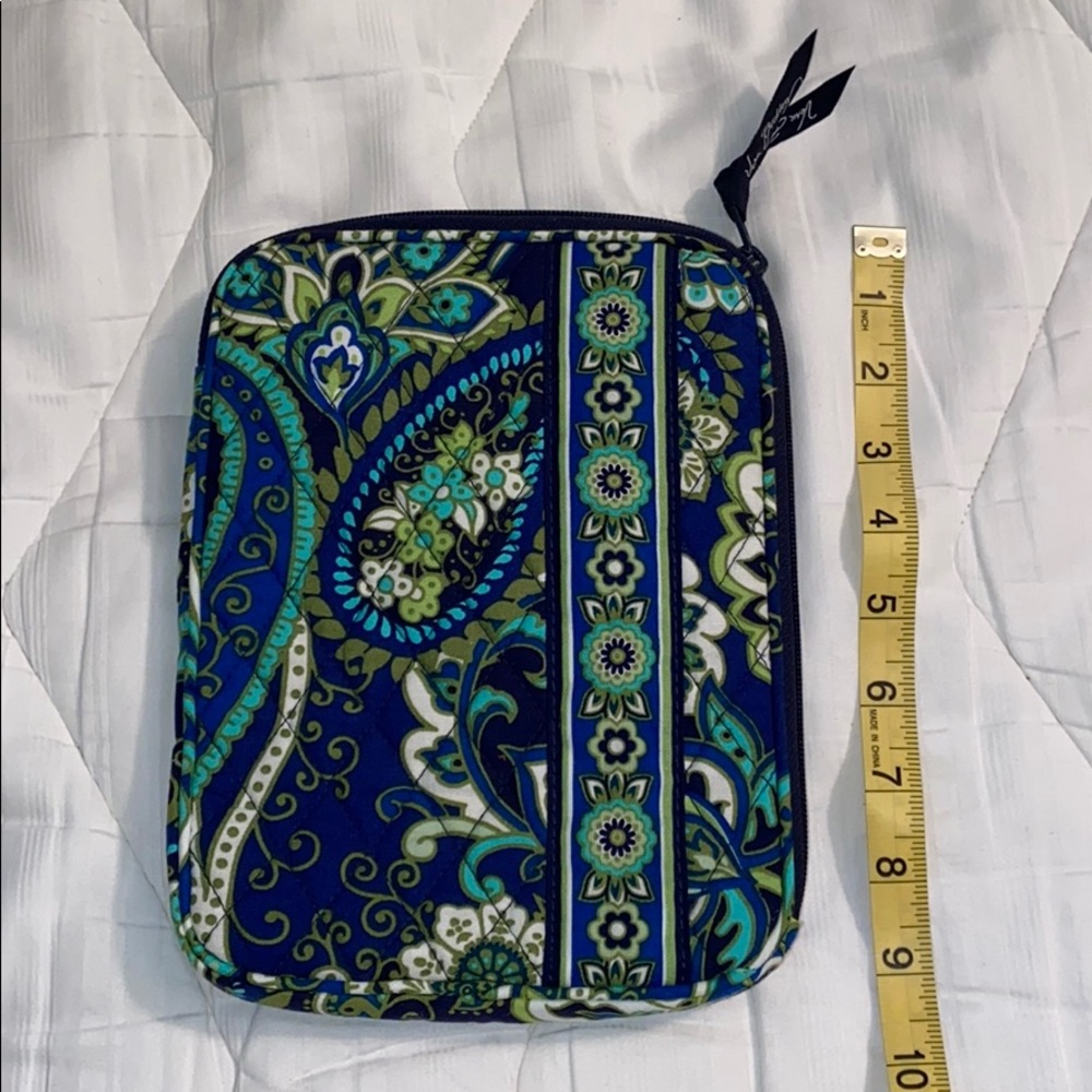 Vera Bradley Kindle Cover in Rhythm and Blues